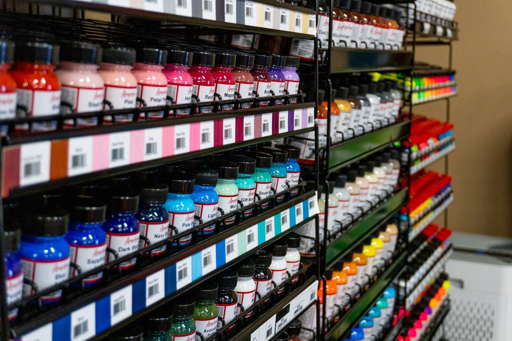 angelus paint retailers