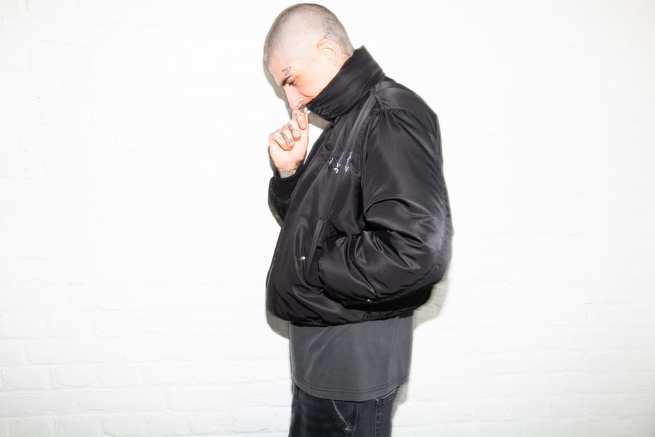 美品　ASKYURSELF パーカ　CONTRAST INSERT HOODIE CONTRAST INSERT HOODIE - ASKYURSELF